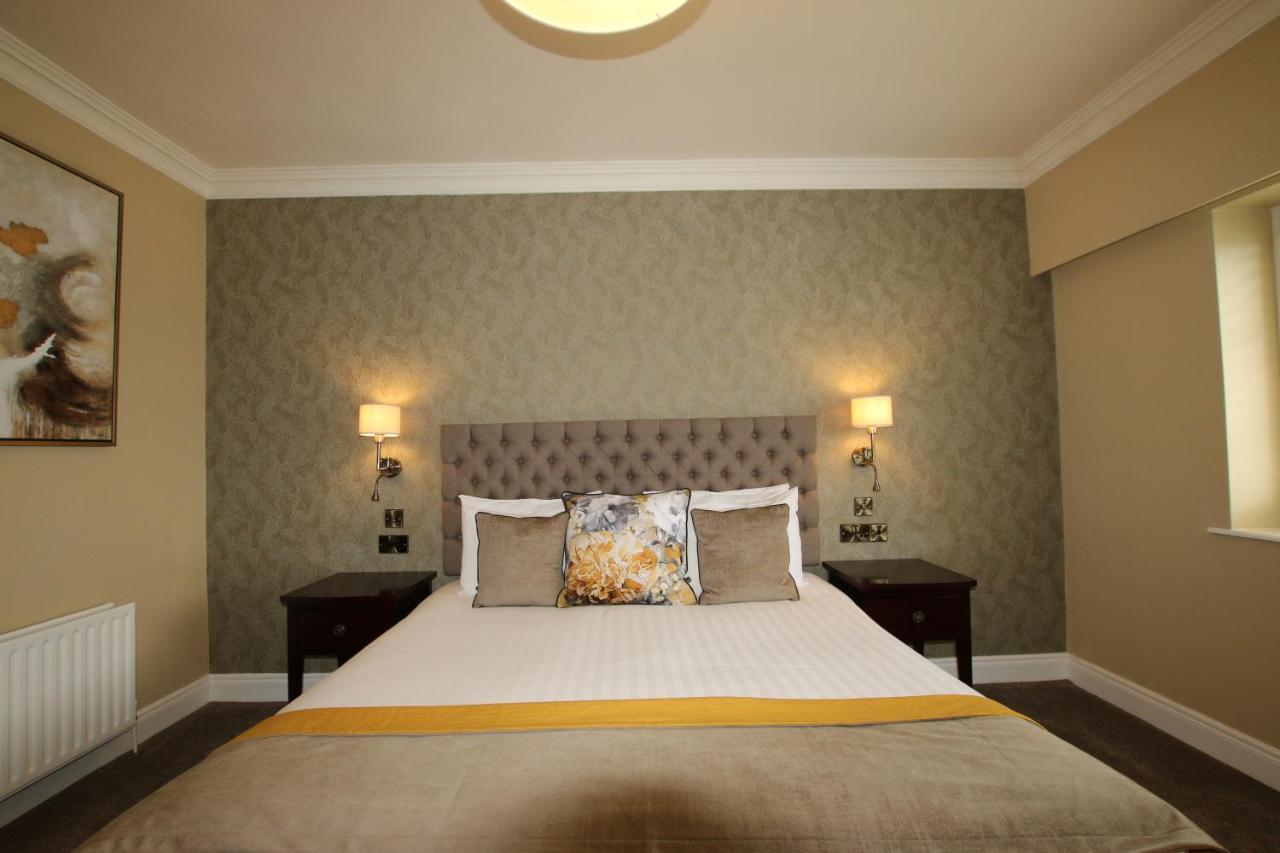 Crover House Hotel & Golf Club Mountnugent Экстерьер фото