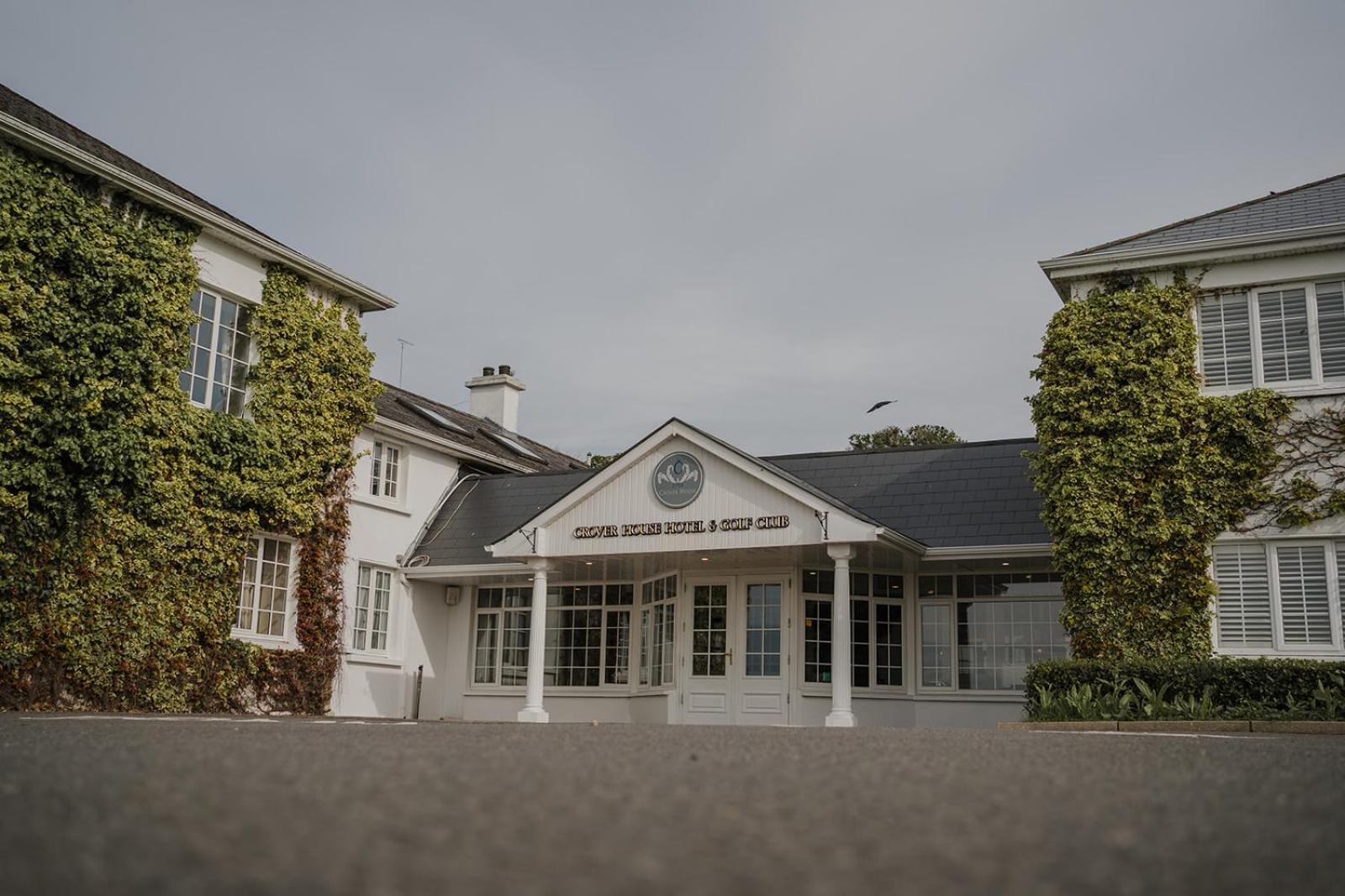 Crover House Hotel & Golf Club Mountnugent Экстерьер фото