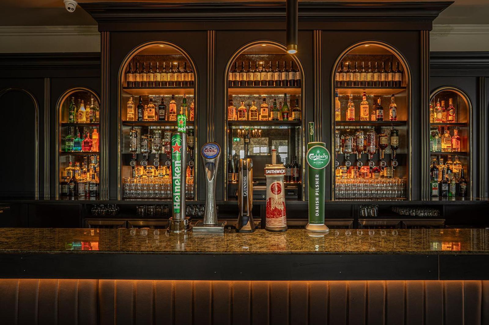Crover House Hotel & Golf Club Mountnugent Экстерьер фото
