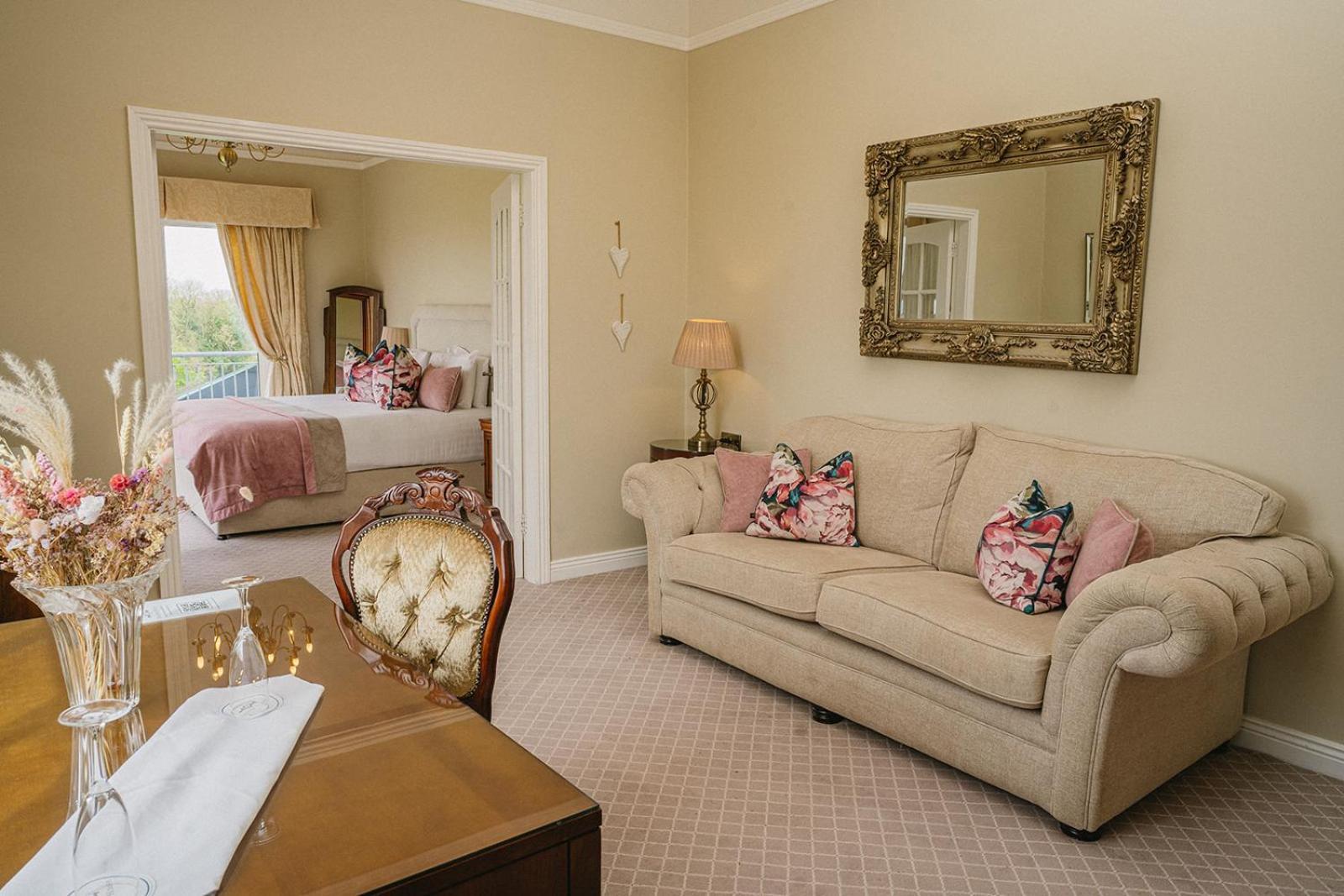 Crover House Hotel & Golf Club Mountnugent Экстерьер фото
