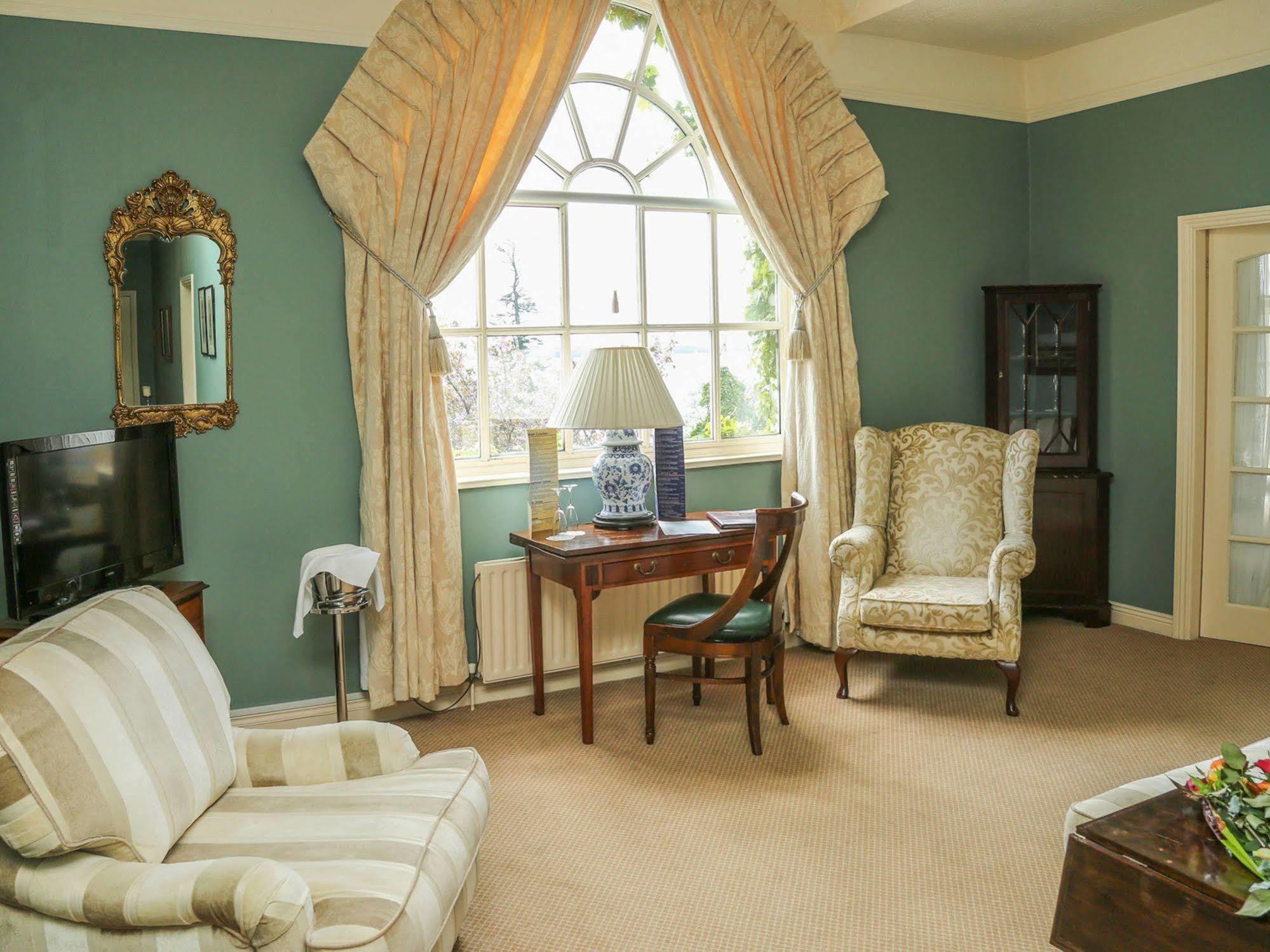 Crover House Hotel & Golf Club Mountnugent Экстерьер фото