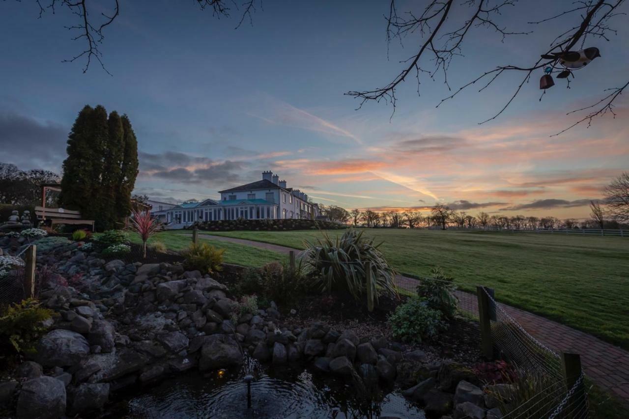 Crover House Hotel & Golf Club Mountnugent Экстерьер фото